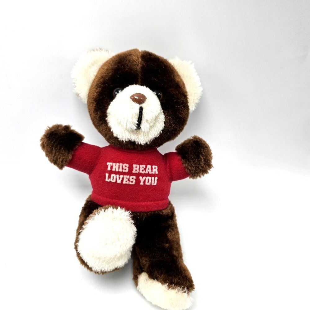 Russ Berrie LUV PETS Teddy Bear This Bear Loves You red Tshirt  Nut shell 8" 924